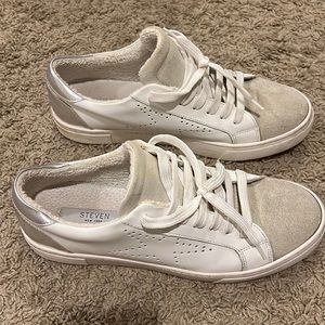 Steve Madden Reza sneaker